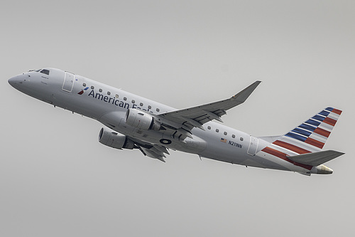 Compass Airlines Embraer ERJ-175 N211NN at Los Angeles International Airport (KLAX/LAX) Compass Airlines Embraer ERJ-175 N211NN at Los Angeles International Airport (KLAX/LAX)