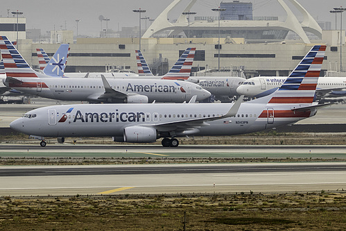 American Airlines Boeing 737-800 N343PN at Los Angeles International Airport (KLAX/LAX) American Airlines Boeing 737-800 N343PN at Los Angeles International Airport (KLAX/LAX)