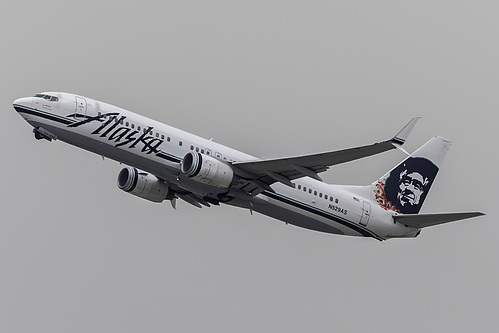 Alaska Airlines Boeing 737-800 N529AS at Los Angeles International Airport (KLAX/LAX) Alaska Airlines Boeing 737-800 N529AS at Los Angeles International Airport (KLAX/LAX)