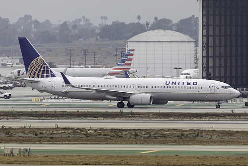 United Airlines Boeing 737-900ER N68891 at Los Angeles International Airport (KLAX/LAX) United Airlines Boeing 737-900ER N68891 at Los Angeles International Airport (KLAX/LAX)