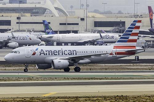 American Airlines Airbus A319-100 N748UW at Los Angeles International Airport (KLAX/LAX)