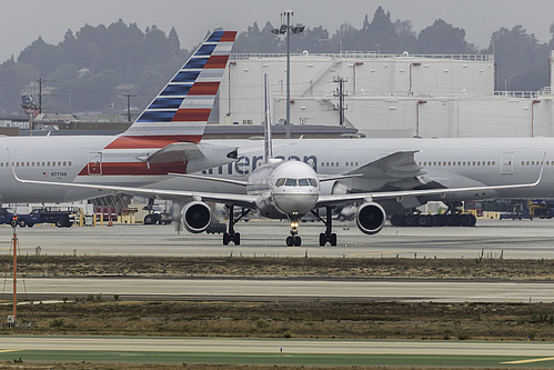United Airlines Boeing 757-300 N78866 at Los Angeles International Airport (KLAX/LAX)