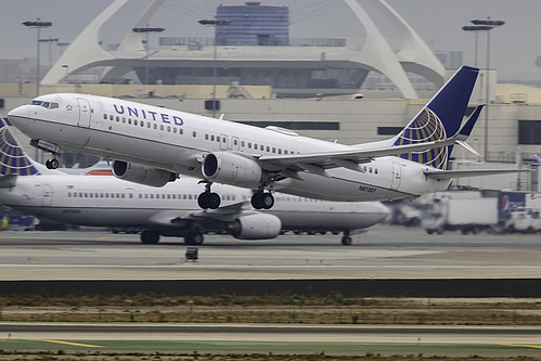 United Airlines Boeing 737-800 N87507 at Los Angeles International Airport (KLAX/LAX)