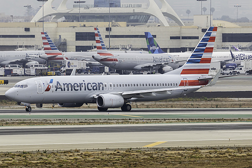 American Airlines Boeing 737-800 N908AN at Los Angeles International Airport (KLAX/LAX)
