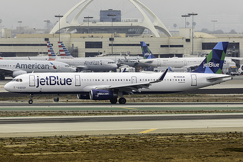 JetBlue Airways Airbus A321-200 N929JB at Los Angeles International Airport (KLAX/LAX)