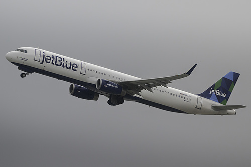 JetBlue Airways Airbus A321-200 N962JT at Los Angeles International Airport (KLAX/LAX)