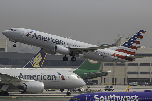 American Airlines Boeing 737-800 N998NN at Los Angeles International Airport (KLAX/LAX)