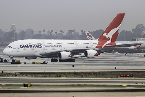 Qantas Airbus A380-800 VH-OQB at Los Angeles International Airport (KLAX/LAX)