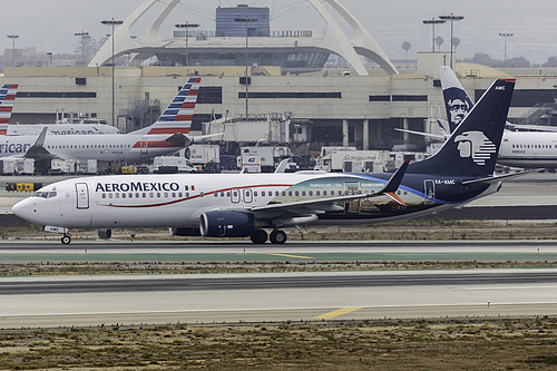 Aeroméxico Boeing 737-800 XA-AMC at Los Angeles International Airport (KLAX/LAX) Aeroméxico Boeing 737-800 XA-AMC at Los Angeles International Airport (KLAX/LAX)