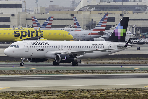 Volaris Airbus A320-200 XA-VLM at Los Angeles International Airport (KLAX/LAX)