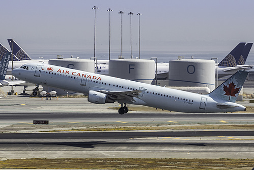 Air Canada Airbus A321-200 C-FGKP at San Francisco International Airport (KSFO/SFO)