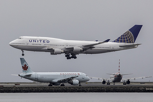 United Airlines Boeing 747-400 N178UA at San Francisco International Airport (KSFO/SFO) United Airlines Boeing 747-400 N178UA at San Francisco International Airport (KSFO/SFO)