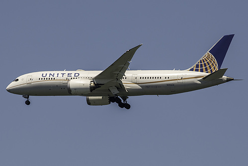 United Airlines Boeing 787-8 N26906 at San Francisco International Airport (KSFO/SFO) United Airlines Boeing 787-8 N26906 at San Francisco International Airport (KSFO/SFO)