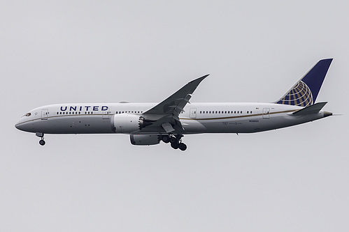 United Airlines Boeing 787-9 N38955 at San Francisco International Airport (KSFO/SFO)