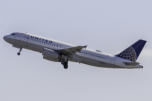 United Airlines Airbus A320-200 N422UA at San Francisco International Airport (KSFO/SFO)