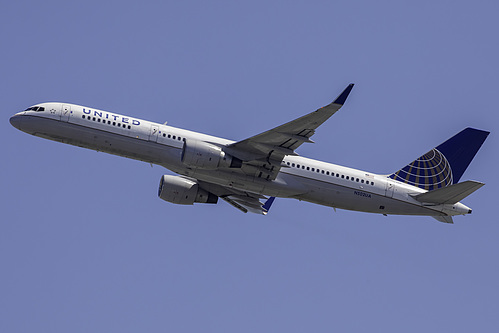 United Airlines Boeing 757-200 N502UA at San Francisco International Airport (KSFO/SFO) United Airlines Boeing 757-200 N502UA at San Francisco International Airport (KSFO/SFO)