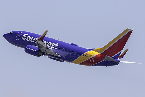 Southwest Airlines Boeing 737-700 N568WN at San Francisco International Airport (KSFO/SFO)