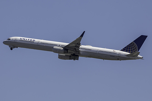 United Airlines Boeing 757-300 N57855 at San Francisco International Airport (KSFO/SFO)