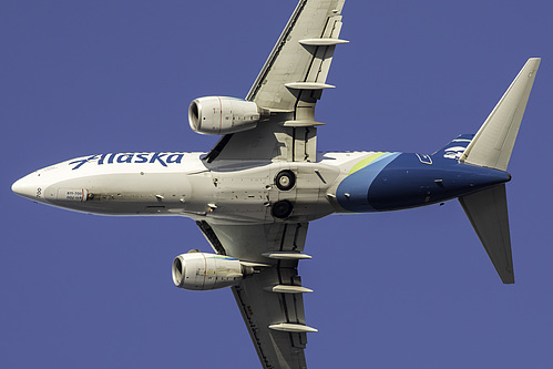 Alaska Airlines Boeing 737-700 N611AS at San Francisco International Airport (KSFO/SFO)