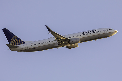 United Airlines Boeing 737-900ER N61882 at San Francisco International Airport (KSFO/SFO)