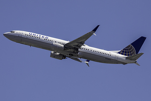 United Airlines Boeing 737-900ER N75433 at San Francisco International Airport (KSFO/SFO)