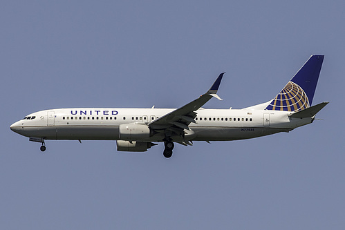 United Airlines Boeing 737-800 N77535 at San Francisco International Airport (KSFO/SFO)