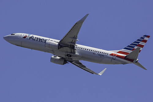 American Airlines Boeing 737-800 N883NN at San Francisco International Airport (KSFO/SFO)