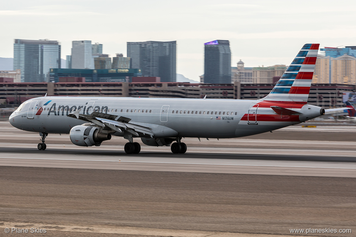 American Airlines Airbus A321-200 N176UW at McCarran International Airport (KLAS/LAS) American Airlines Airbus A321-200 N176UW at McCarran International Airport (KLAS/LAS)