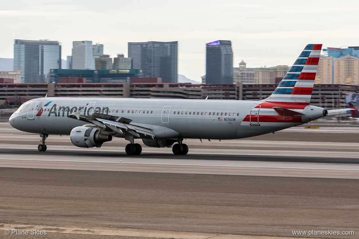 American Airlines Airbus A321-200 N176UW at McCarran International Airport (KLAS/LAS)