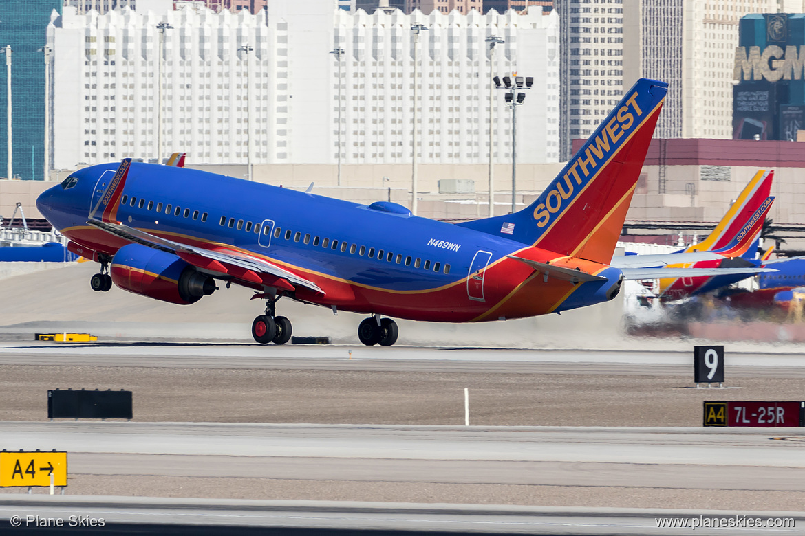 Southwest Airlines Boeing 737-700 N469WN at McCarran International Airport (KLAS/LAS) Southwest Airlines Boeing 737-700 N469WN at McCarran International Airport (KLAS/LAS)