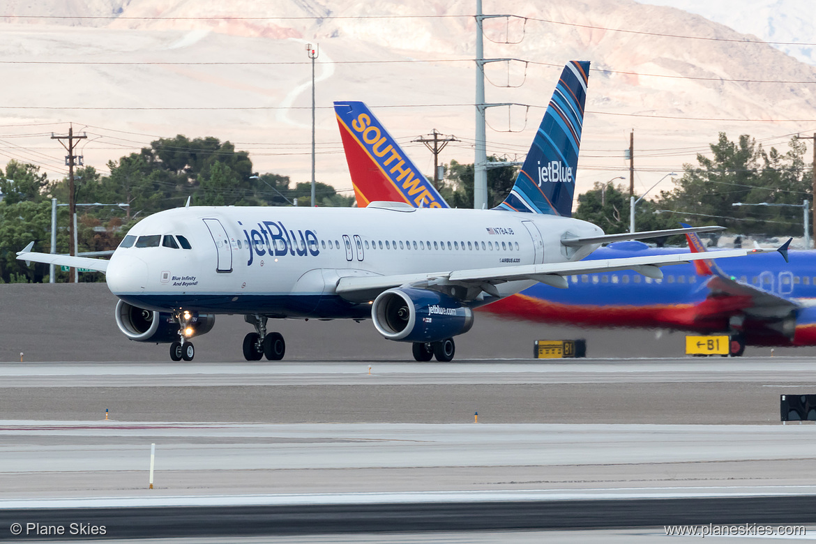 JetBlue Airways Airbus A320-200 N784JB at McCarran International Airport (KLAS/LAS) JetBlue Airways Airbus A320-200 N784JB at McCarran International Airport (KLAS/LAS)