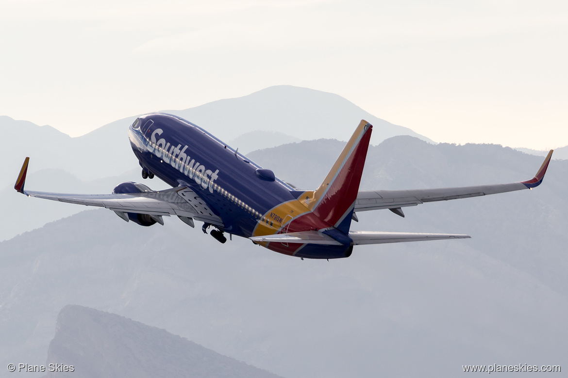 Southwest Airlines Boeing 737-700 N791SW at McCarran International Airport (KLAS/LAS) Southwest Airlines Boeing 737-700 N791SW at McCarran International Airport (KLAS/LAS)