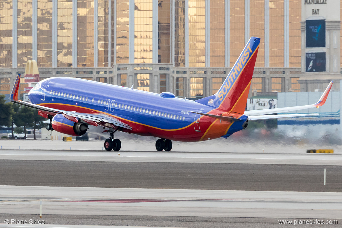 Southwest Airlines Boeing 737-800 N8615E at McCarran International Airport (KLAS/LAS)