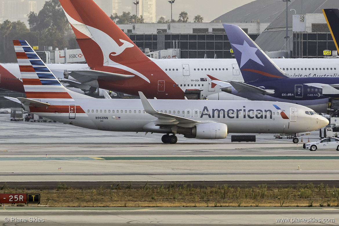 American Airlines Boeing 737-800 N968NN at Los Angeles International Airport (KLAX/LAX) American Airlines Boeing 737-800 N968NN at Los Angeles International Airport (KLAX/LAX)