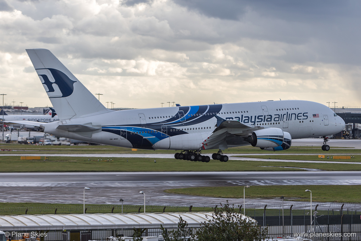 Malaysia Airlines Airbus A380-800 9M-MNC at London Heathrow Airport (EGLL/LHR) Malaysia Airlines Airbus A380-800 9M-MNC at London Heathrow Airport (EGLL/LHR)