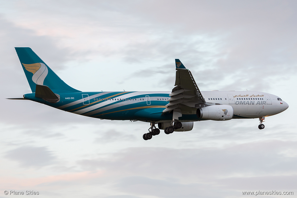 Oman Air Airbus A330-200 A4O-DC at London Heathrow Airport (EGLL/LHR)