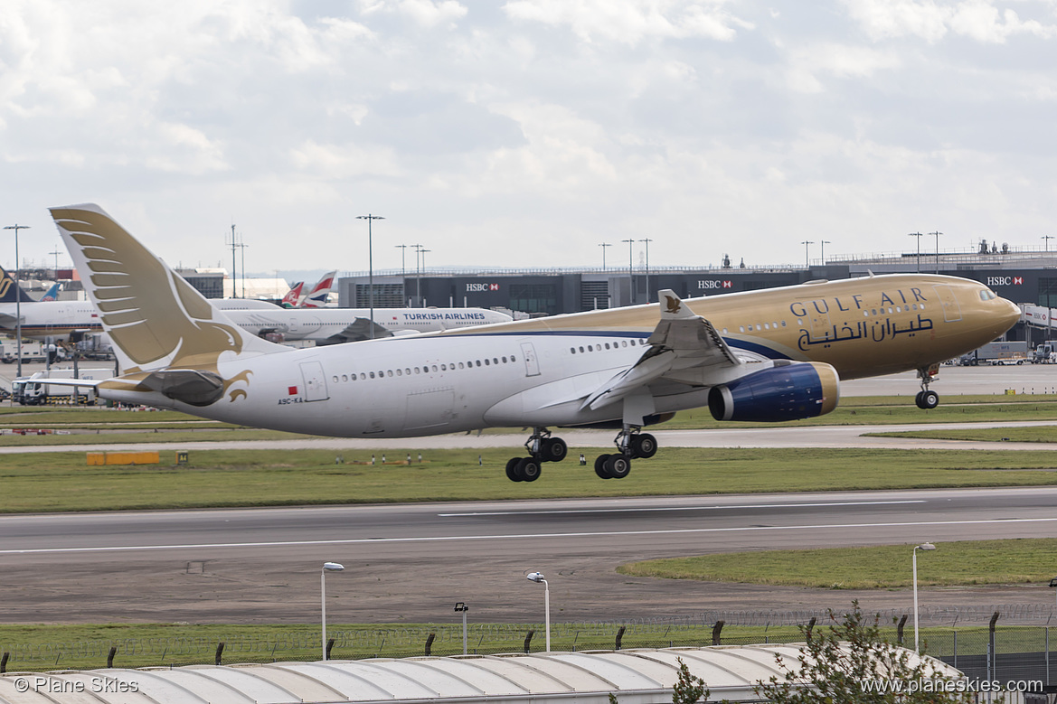 Gulf Air Airbus A330-200 A9C-KA at London Heathrow Airport (EGLL/LHR) Gulf Air Airbus A330-200 A9C-KA at London Heathrow Airport (EGLL/LHR)
