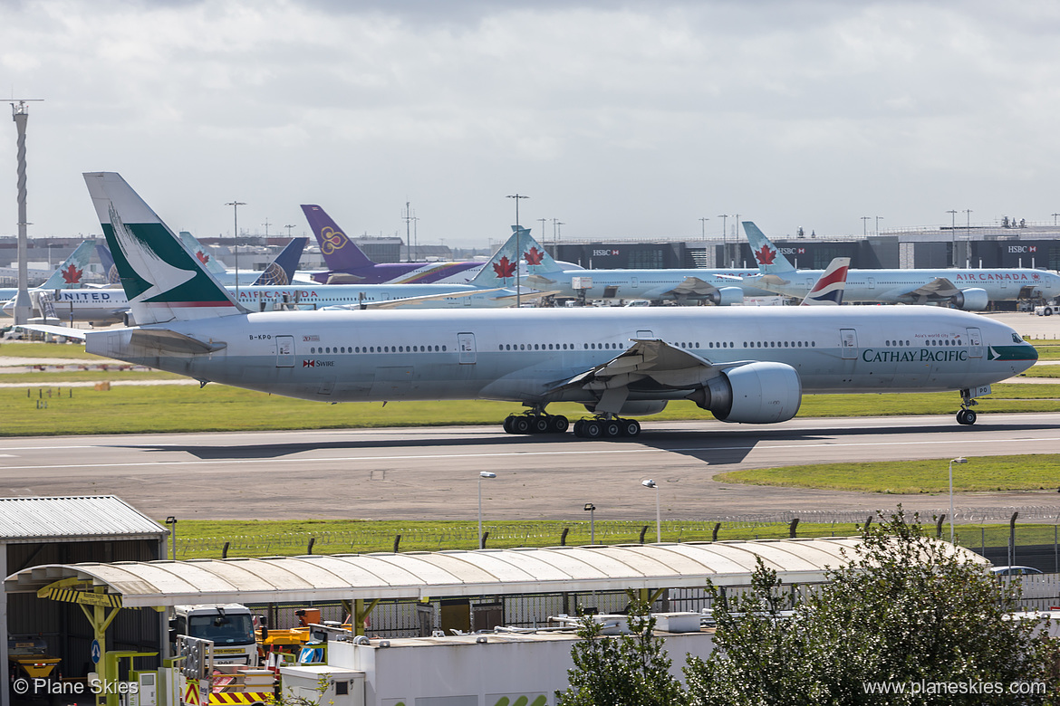 Cathay Pacific Boeing 777-300ER B-KPO at London Heathrow Airport (EGLL/LHR)