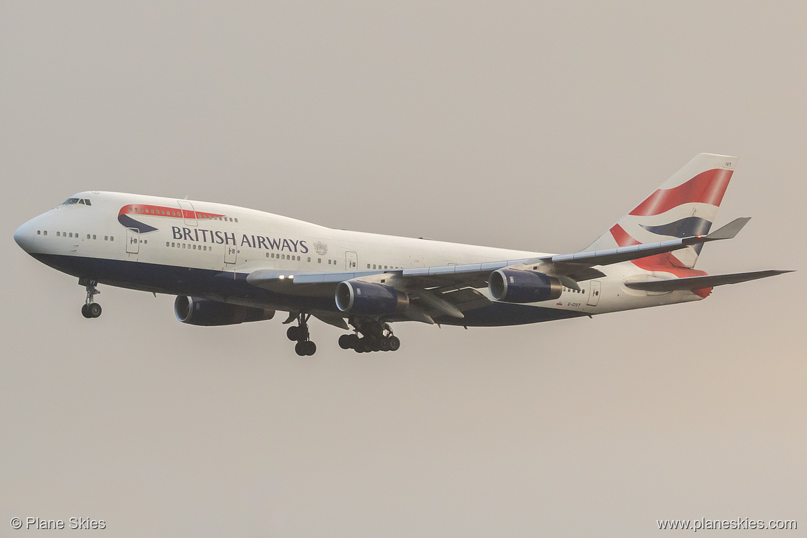 British Airways Boeing 747-400 G-CIVT at London Heathrow Airport (EGLL/LHR) British Airways Boeing 747-400 G-CIVT at London Heathrow Airport (EGLL/LHR)