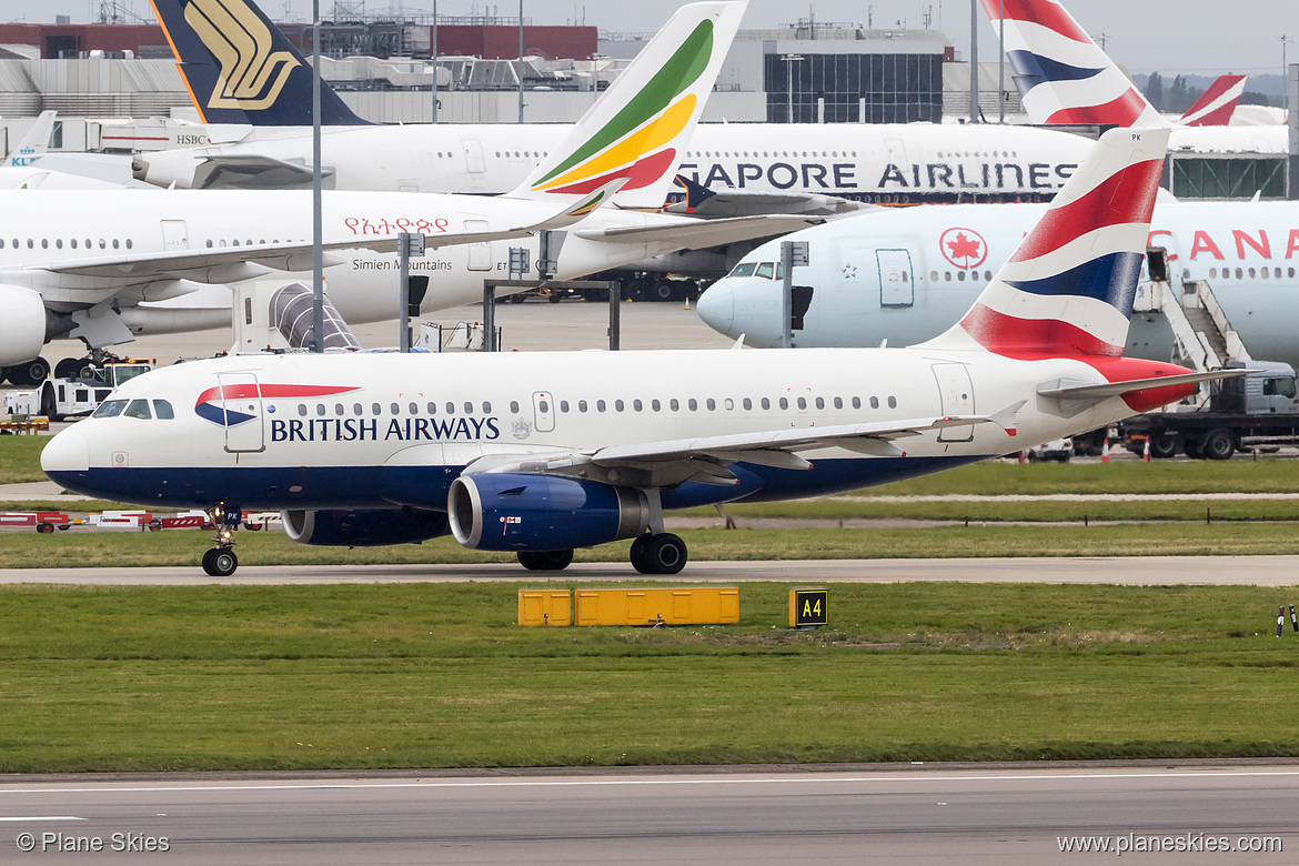 British Airways Airbus A319-100 G-EUPK at London Heathrow Airport (EGLL/LHR) British Airways Airbus A319-100 G-EUPK at London Heathrow Airport (EGLL/LHR)
