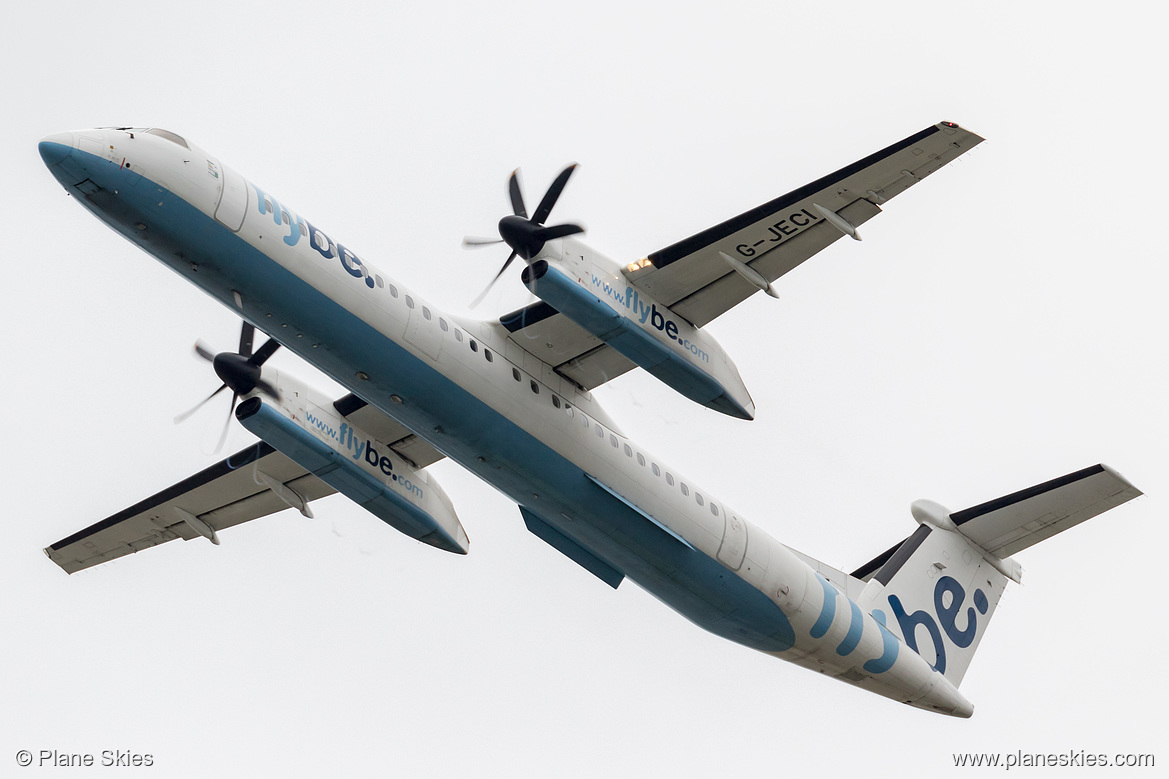 Flybe DHC Dash-8-400 G-JECI at London Heathrow Airport (EGLL/LHR)