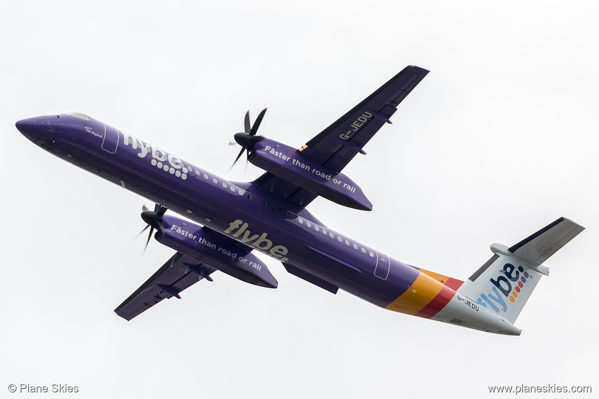 Flybe DHC Dash-8-400 G-JEDU at London Heathrow Airport (EGLL/LHR)