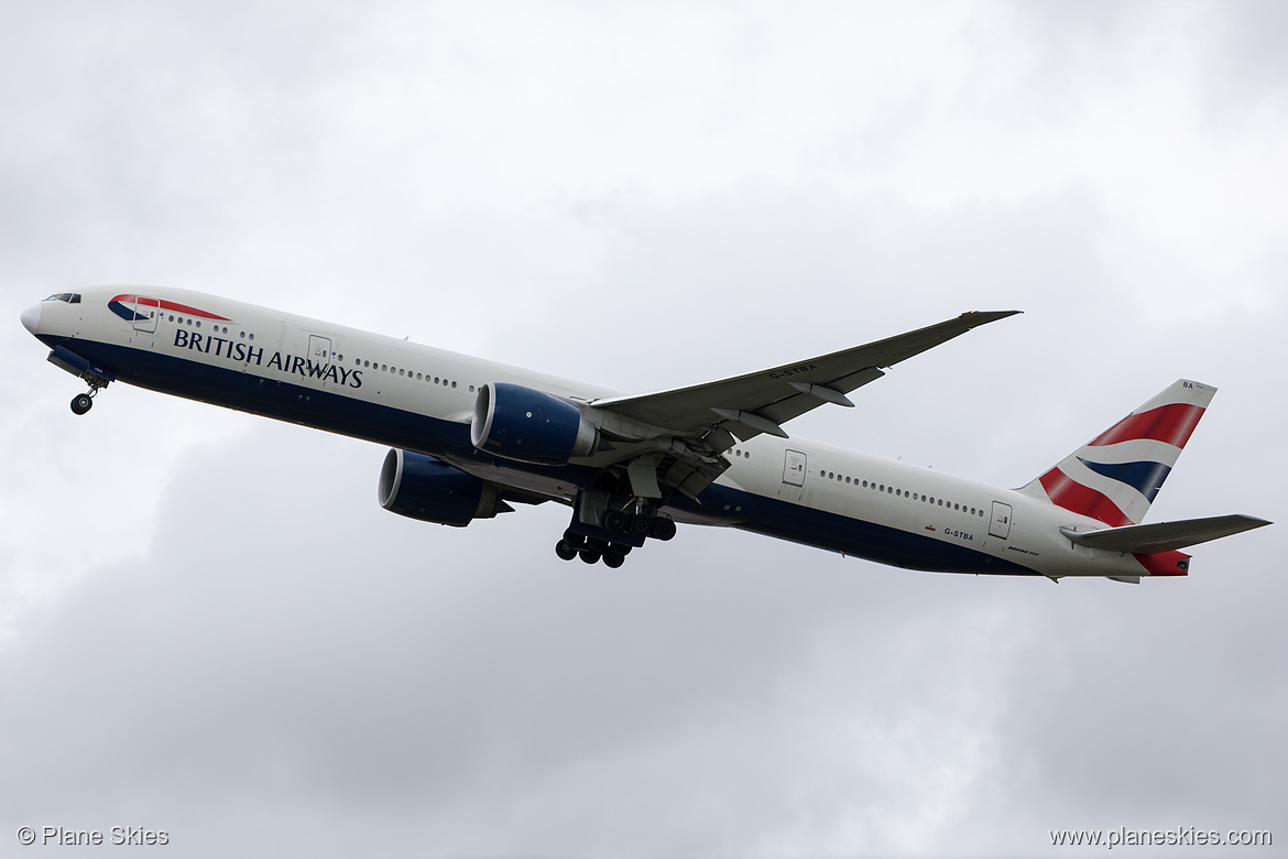 British Airways Boeing 777-300ER G-STBA at London Heathrow Airport (EGLL/LHR)
