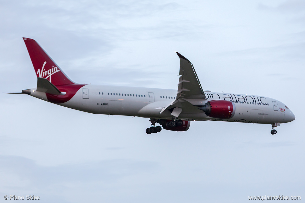 Virgin Atlantic Boeing 787-9 G-VAHH at London Heathrow Airport (EGLL/LHR) Virgin Atlantic Boeing 787-9 G-VAHH at London Heathrow Airport (EGLL/LHR)