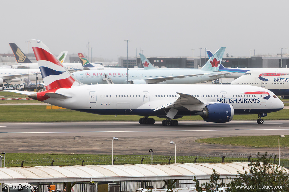 British Airways Boeing 787-8 G-ZBJF at London Heathrow Airport (EGLL/LHR) British Airways Boeing 787-8 G-ZBJF at London Heathrow Airport (EGLL/LHR)