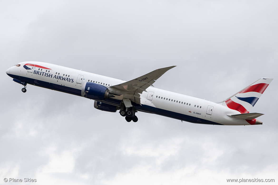 British Airways Boeing 787-9 G-ZBKF at London Heathrow Airport (EGLL/LHR)