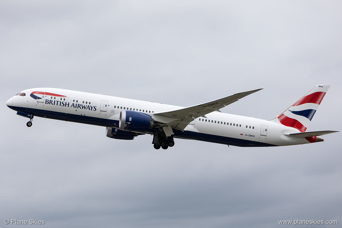 British Airways Boeing 787-9 G-ZBKH at London Heathrow Airport (EGLL/LHR) British Airways Boeing 787-9 G-ZBKH at London Heathrow Airport (EGLL/LHR)
