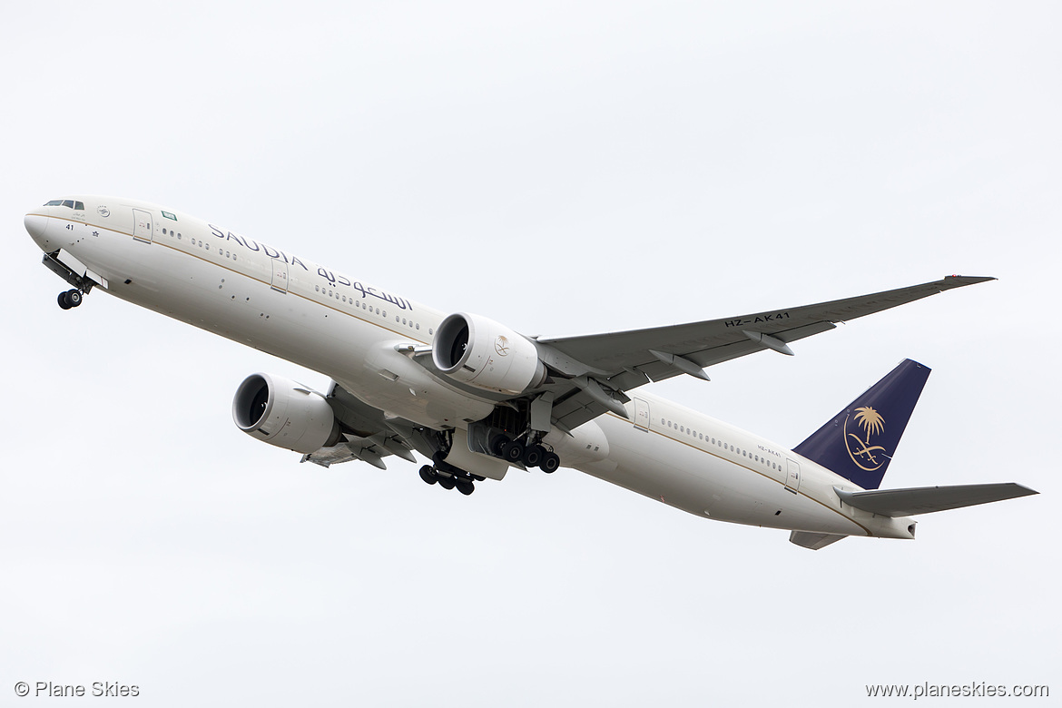 Saudia Boeing 777-300ER HZ-AK41 at London Heathrow Airport (EGLL/LHR)