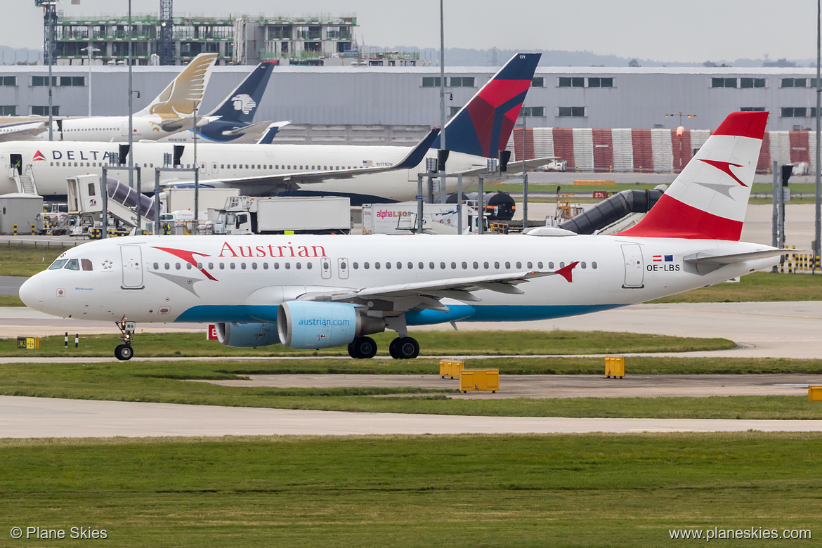 Austrian Airlines Airbus A320-200 OE-LBS at London Heathrow Airport (EGLL/LHR)