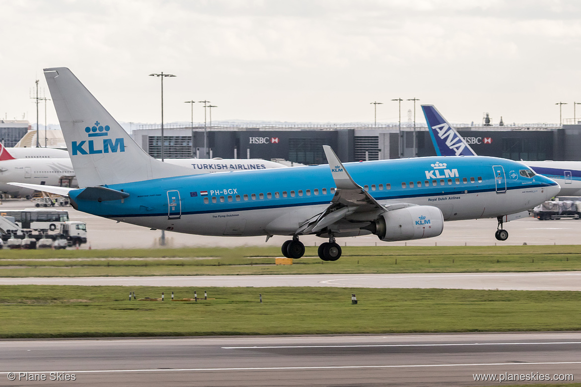 KLM Boeing 737-700 PH-BGX at London Heathrow Airport (EGLL/LHR)